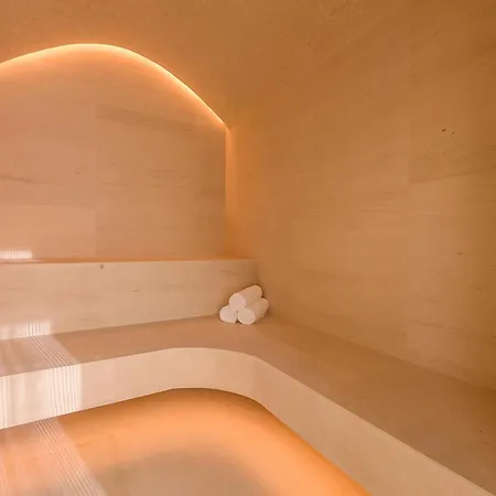 W South Beach Private Luxury Suites-2
