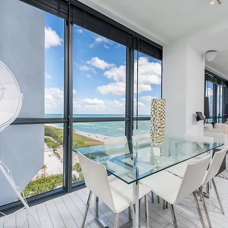 W South Beach Private Luxury Suites-3